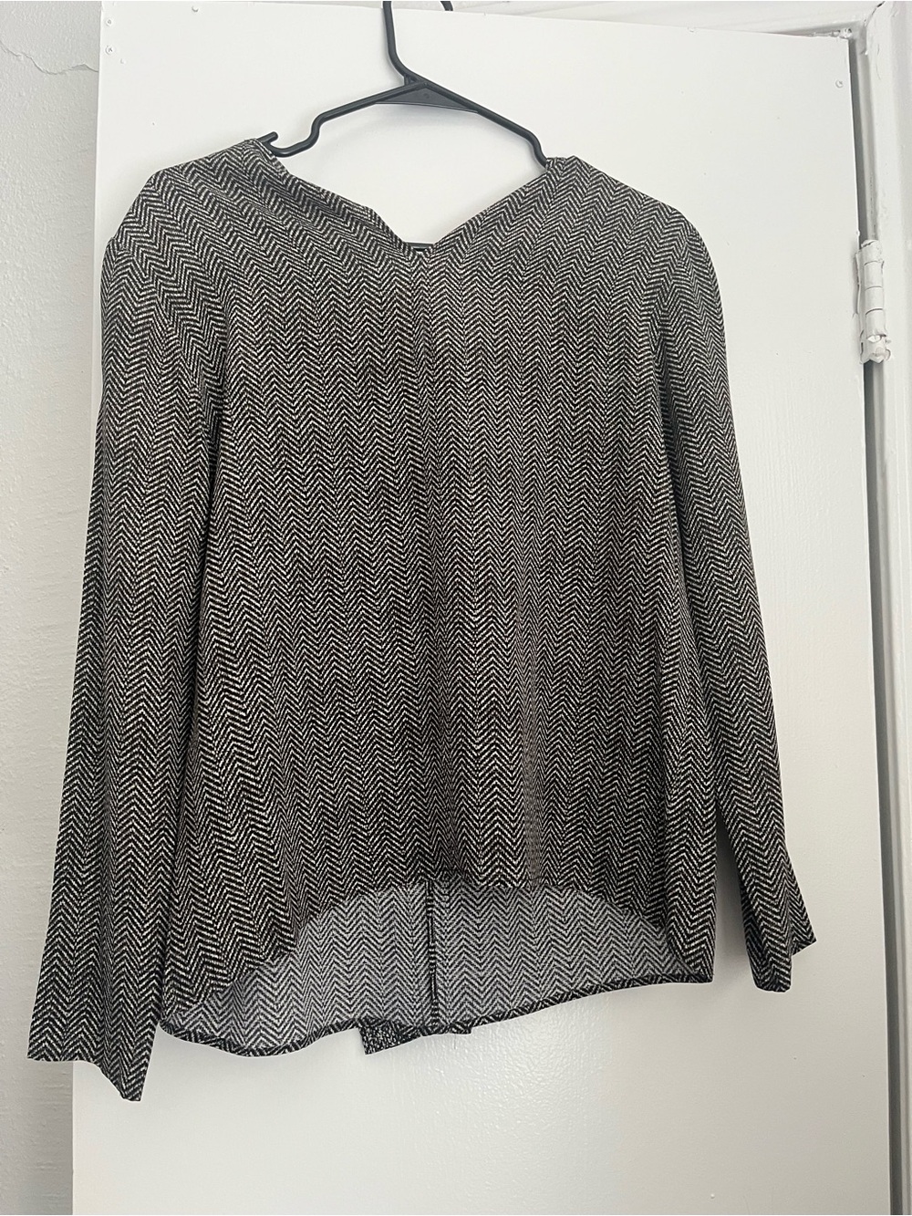MaxMara Black and White Chevron Long-Sleeve Blouse